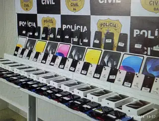 Mais de 130 celulares e tablets são apreendidos após denúncia em Salvador; Polícia investiga sonegação