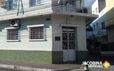 Prefeitura de Jacobina suspende edital de seletivo por 'alguns equívocos e erros'